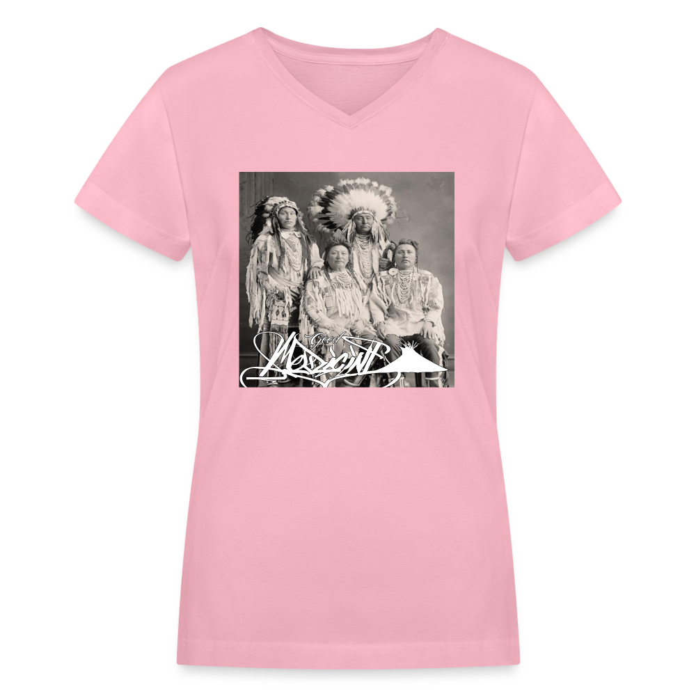 Women's Relatives V-Neck - pink